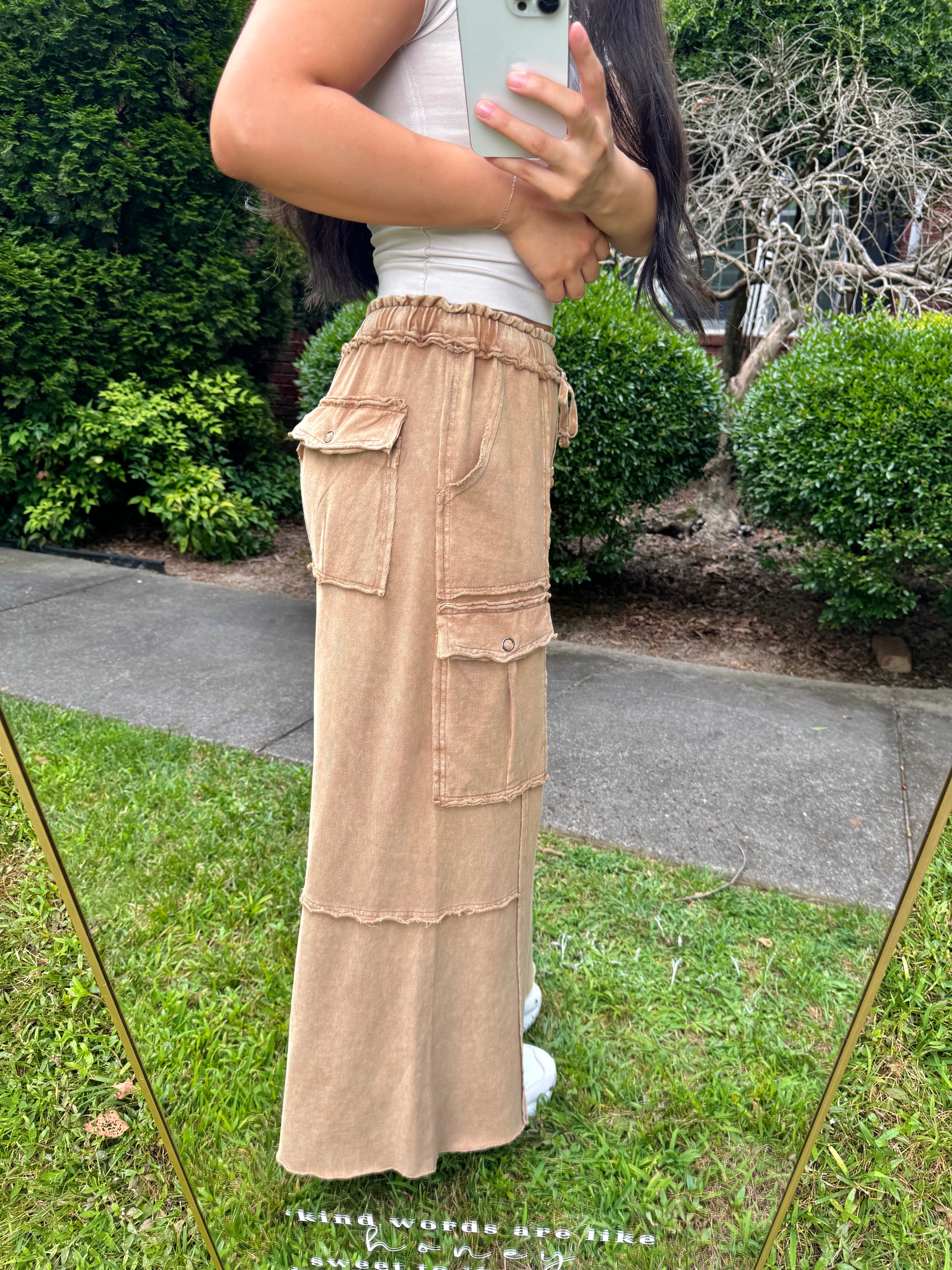 Latte Cargo Flowy Cropped Pants