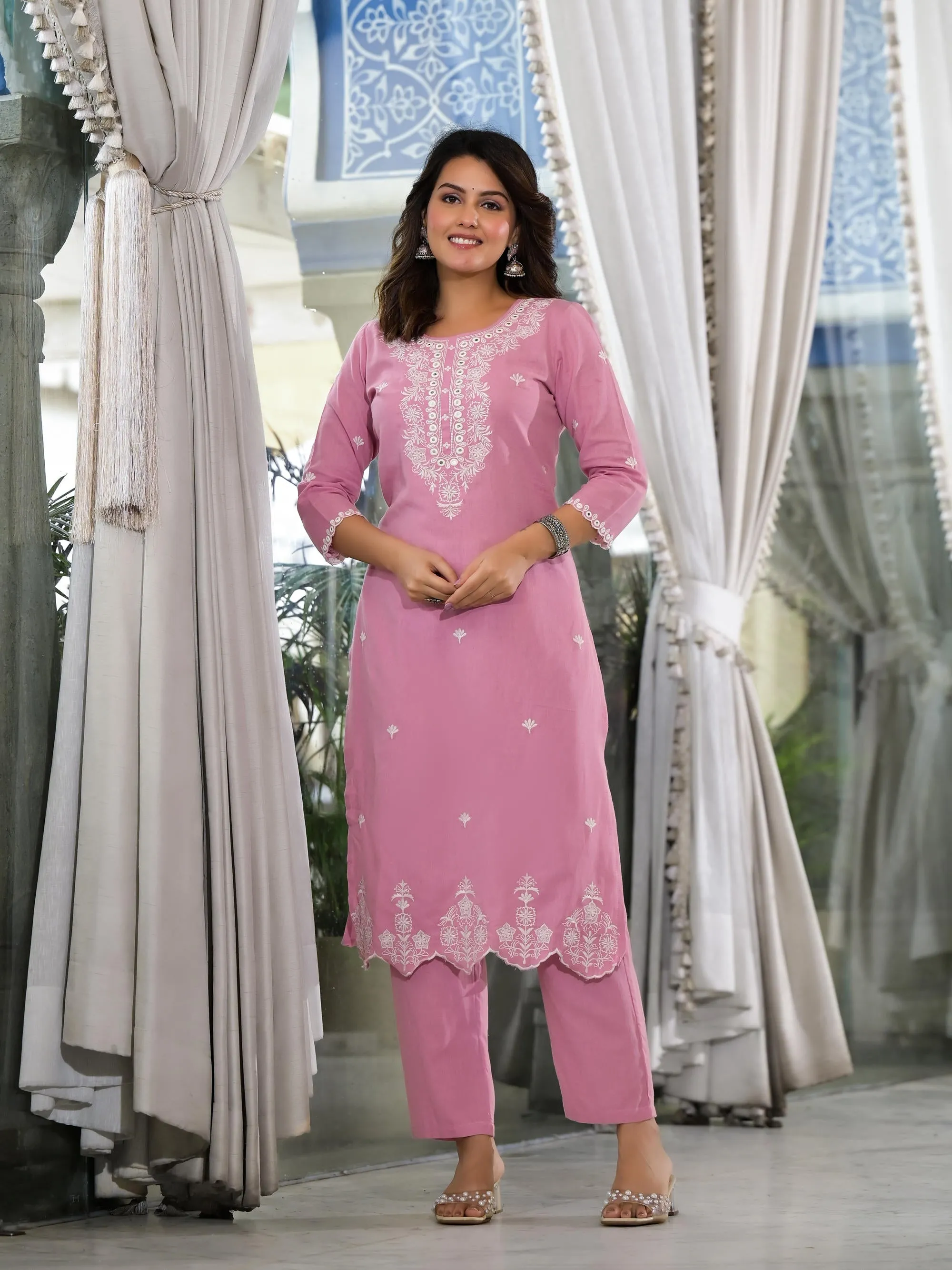 Lavender Cotton Kurta Set With Mirror & Thread Work