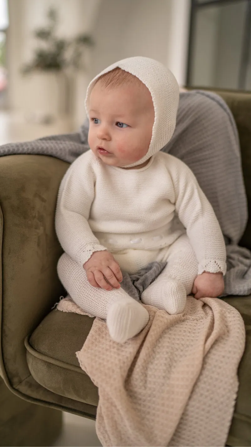 Lazo Three Piece Knitted Outfit for Newborns – 100% Organic Cotton (Available in 4 Colors)