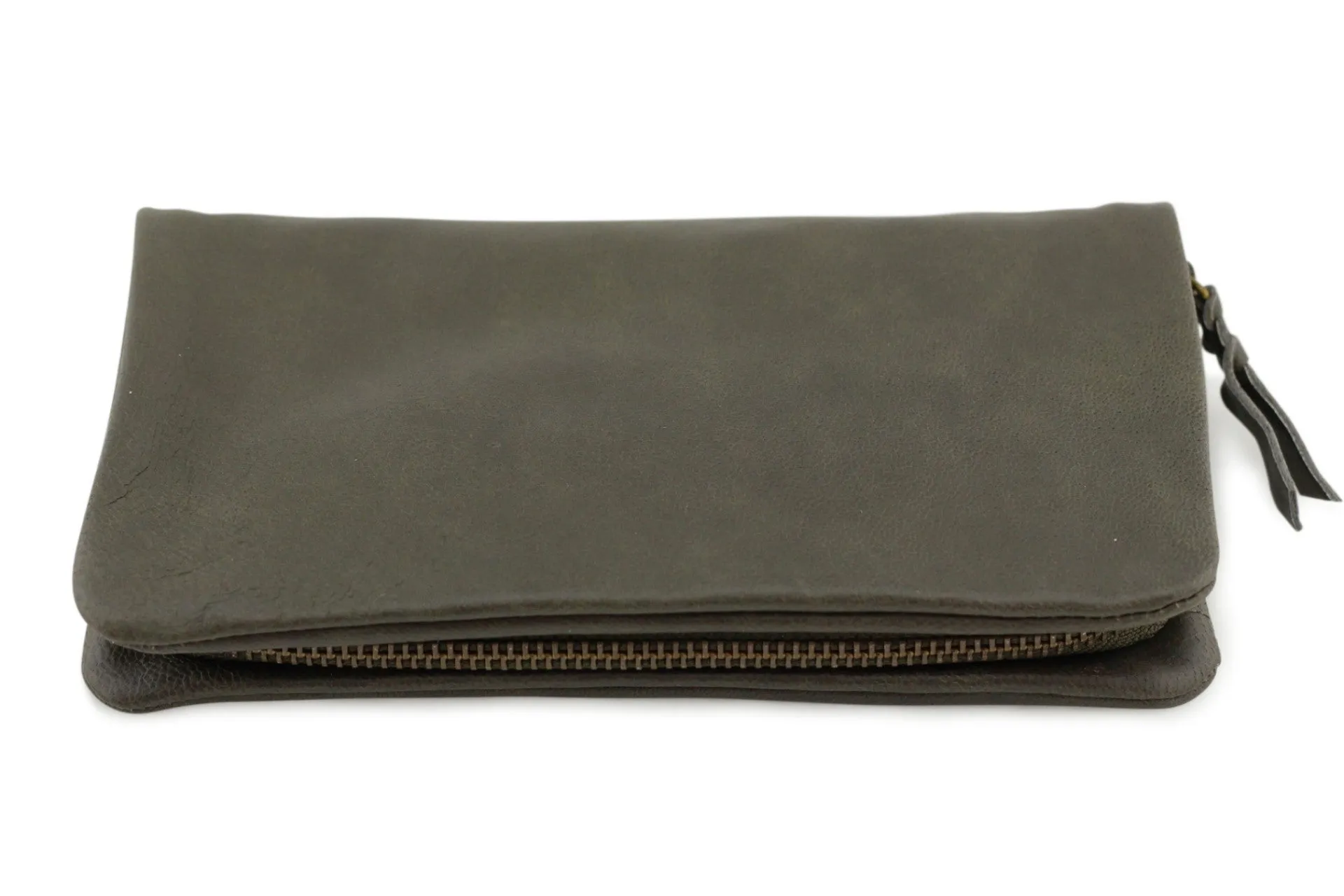 LEATHER PURSE IN OLIVE GREY