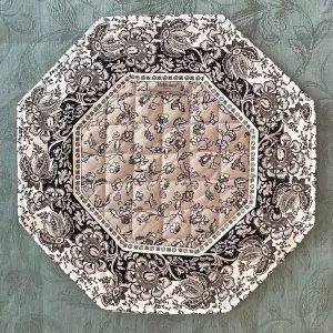 L'Ensoleillade Cotton Octagonal Placemat: "Marsanne"