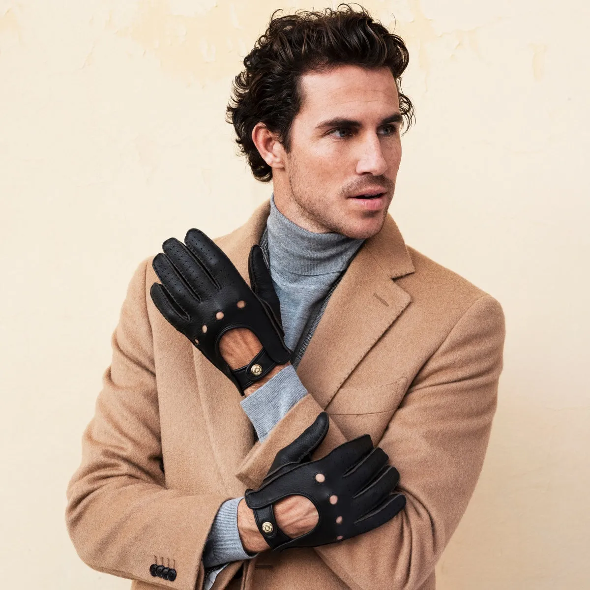 Leonardo (dark brown) - Italian driving gloves made of American deerskin leather