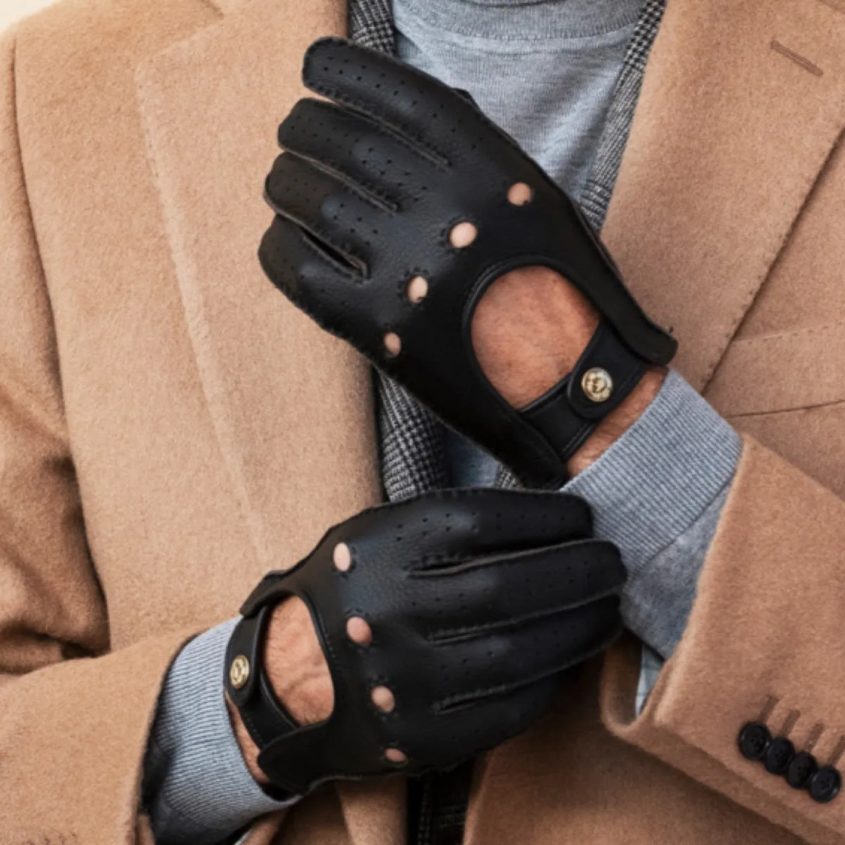 Leonardo (dark brown) - Italian driving gloves made of American deerskin leather