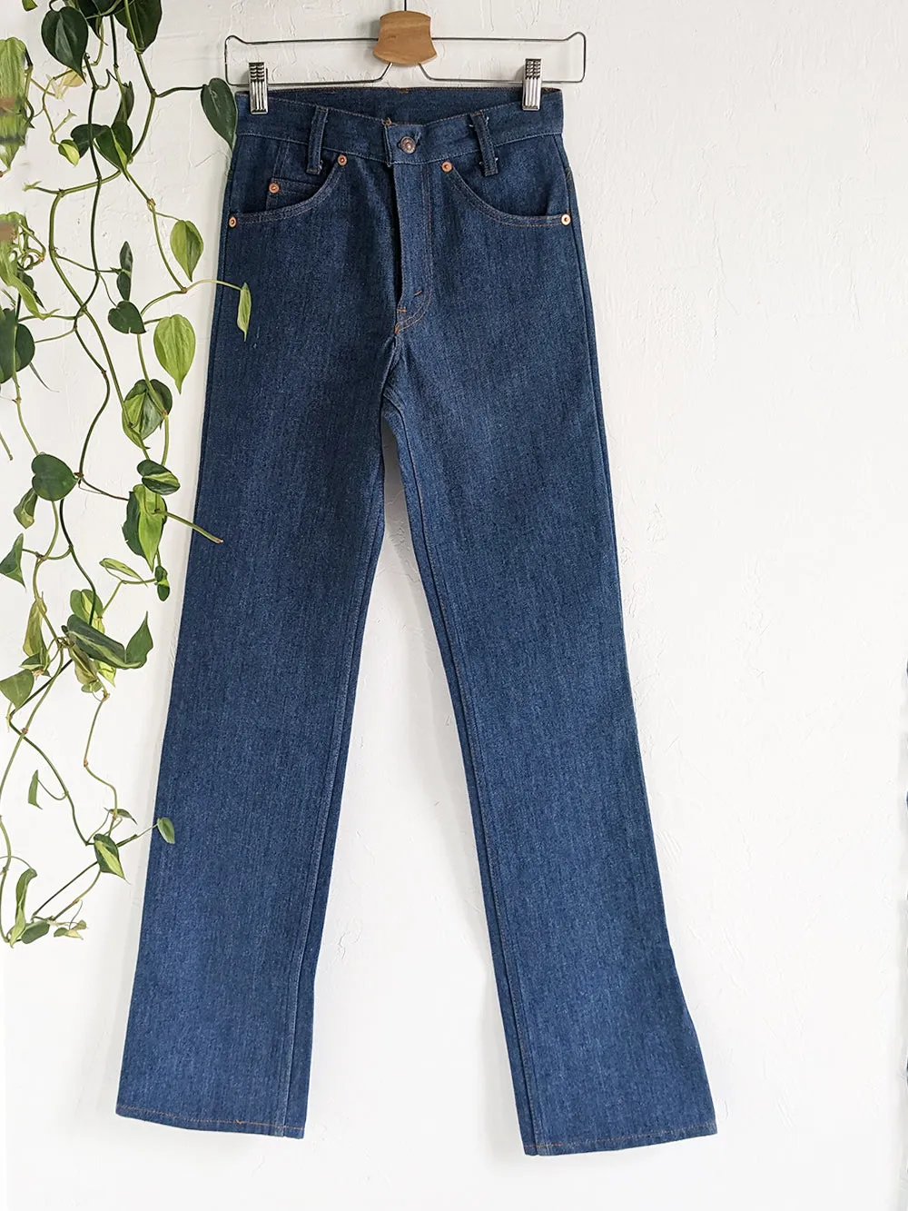 LEVIS 716 Deadstock High Rise Dark Wash Jeans 25x33