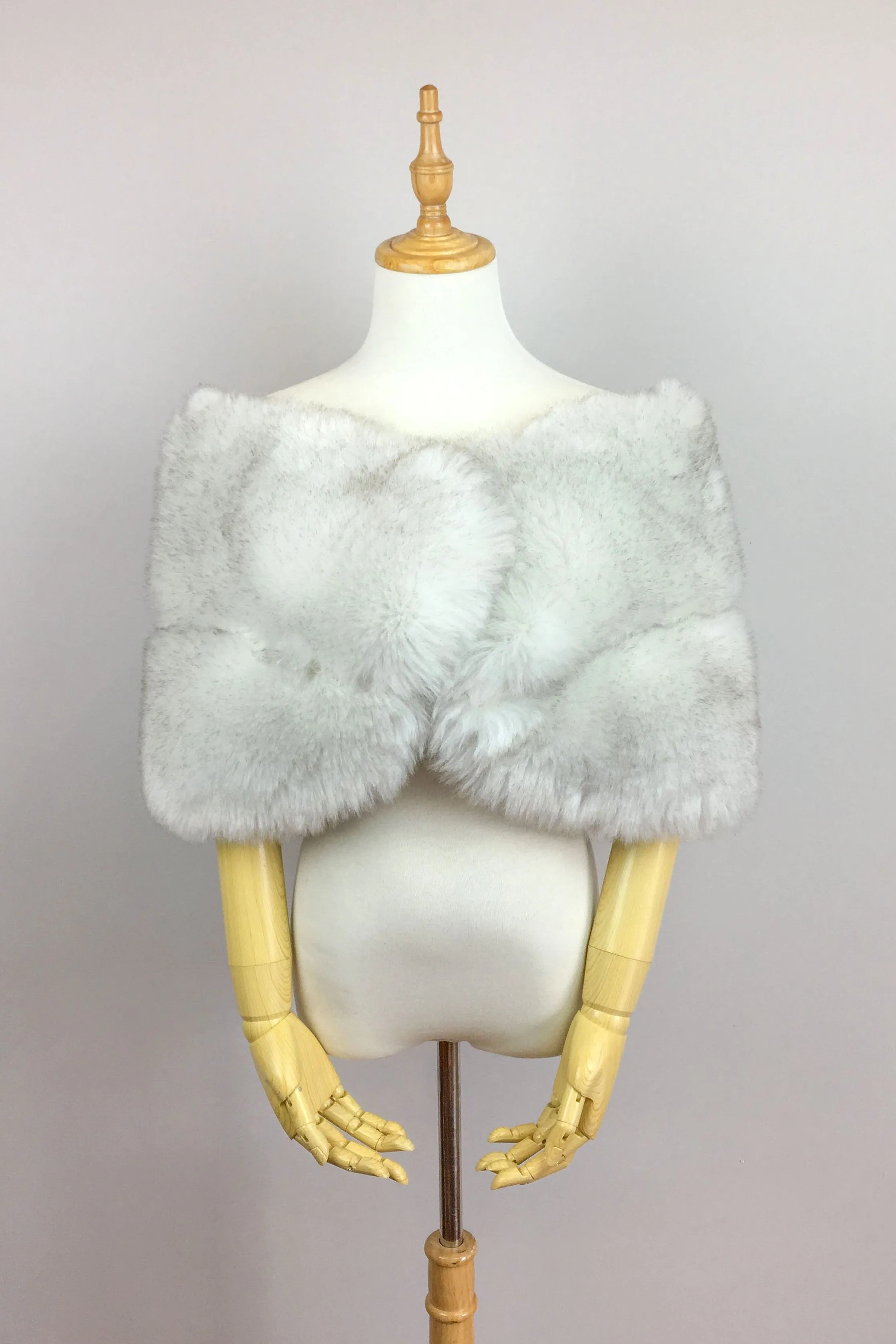 Light Gray Fur Wrap (Penelope LGry01)