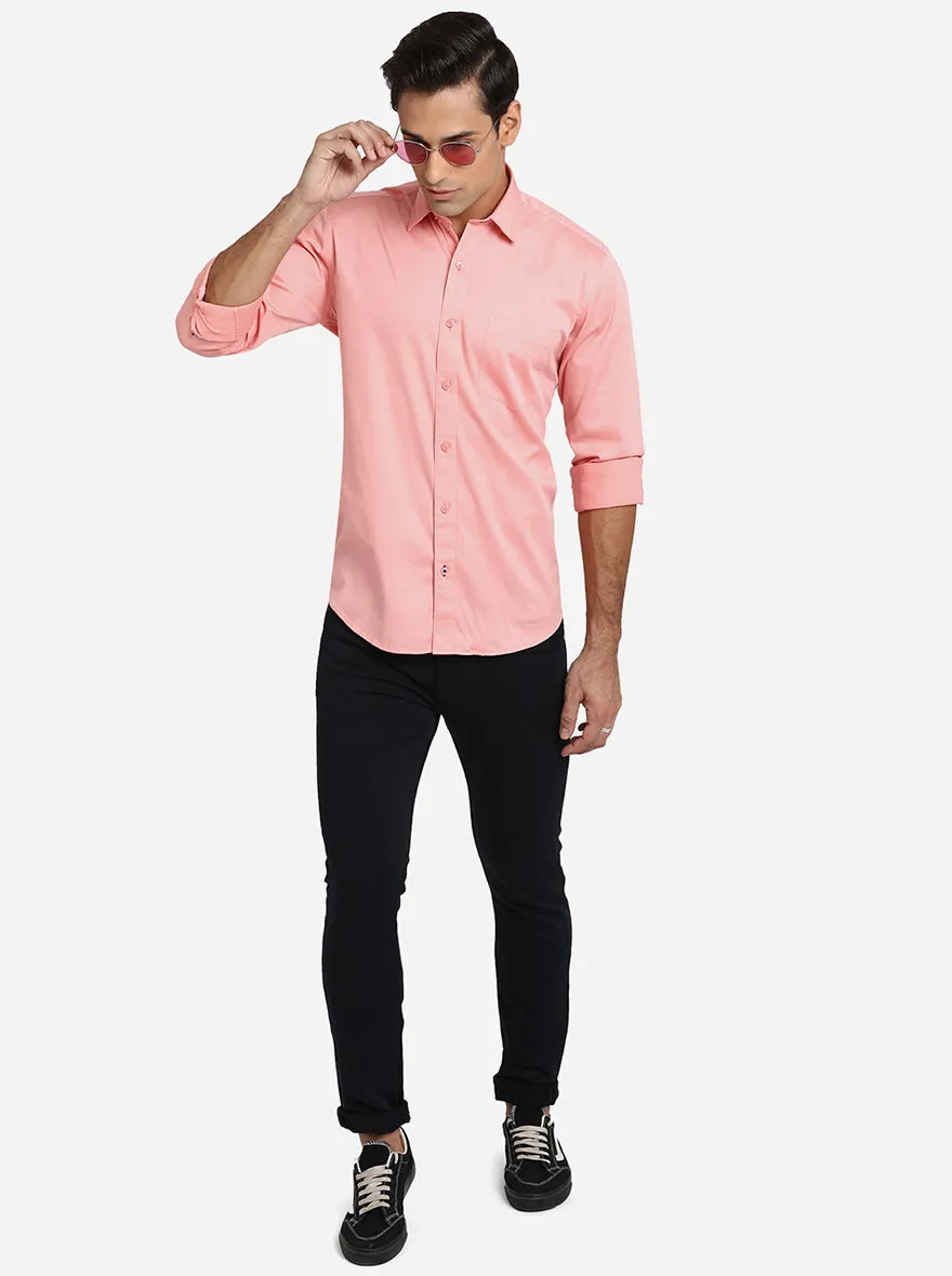 Light Pink Solid Slim Fit Casual Shirt | JadeBlue