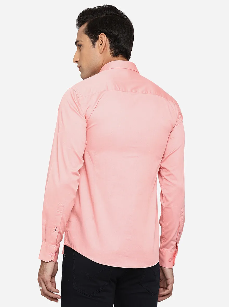 Light Pink Solid Slim Fit Casual Shirt | JadeBlue