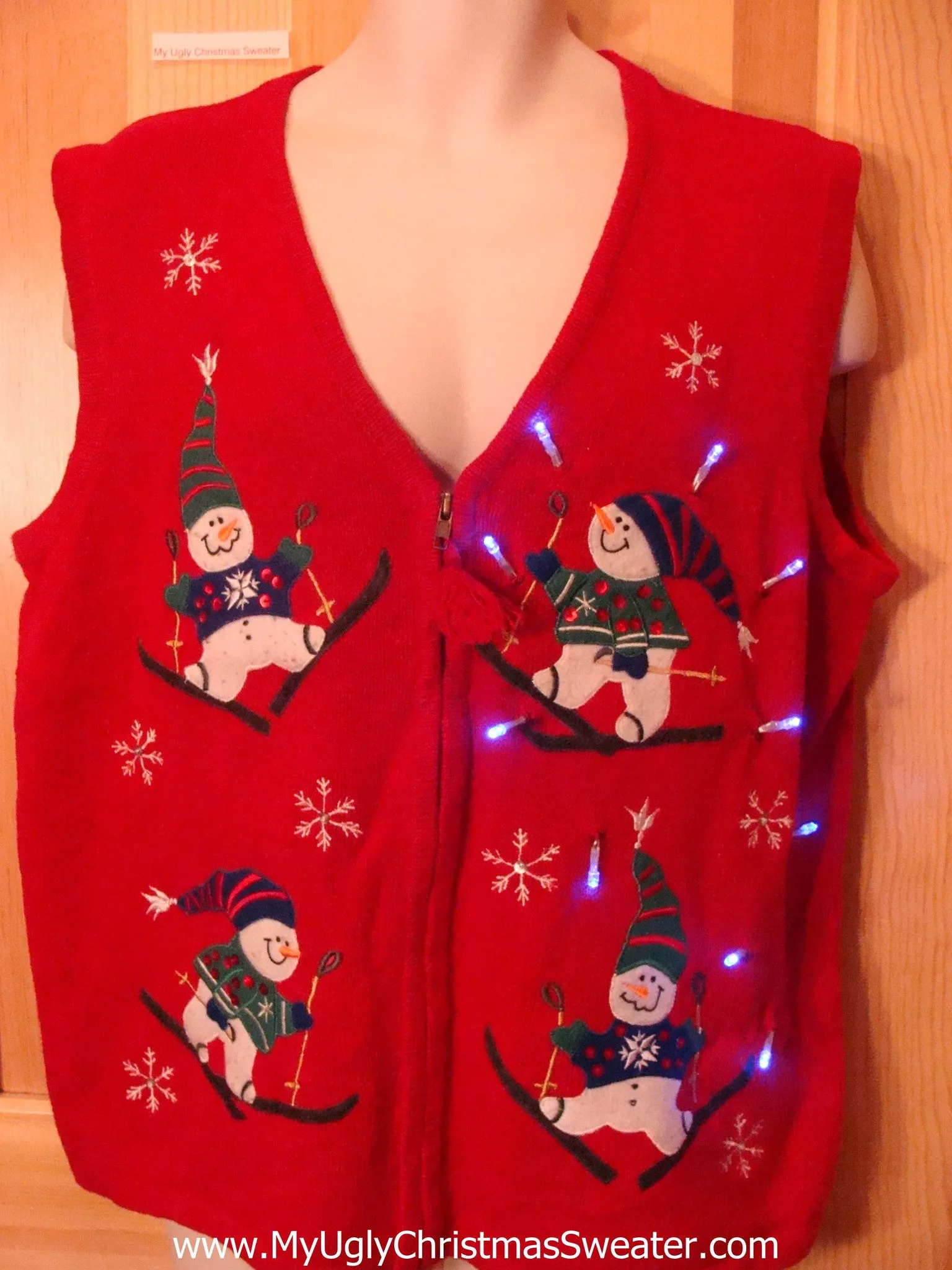 Light Up Ugly Xmas Sweater Vest Ski Skiing Snowmen