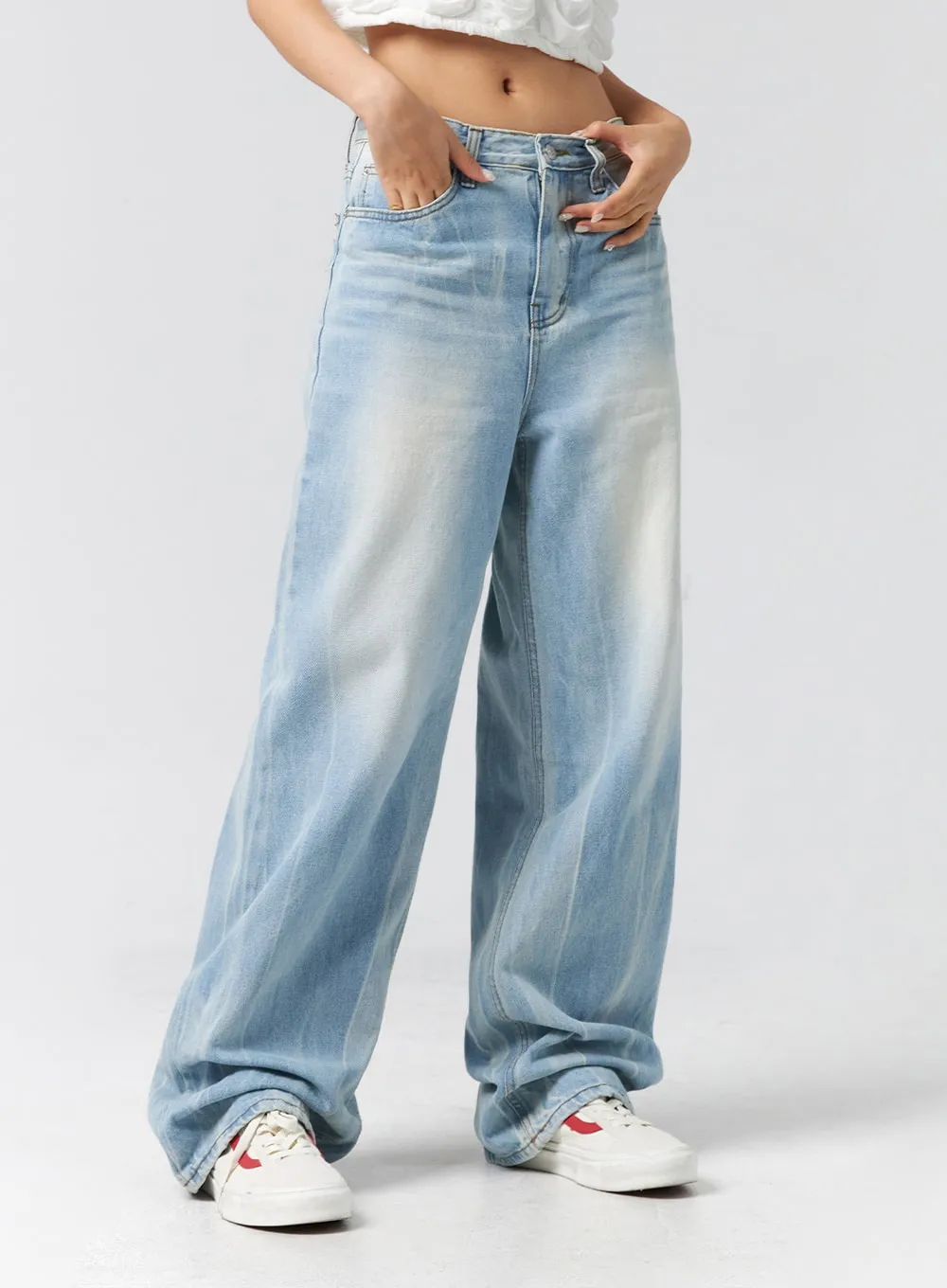 Light Wash Baggy Jeans CG302