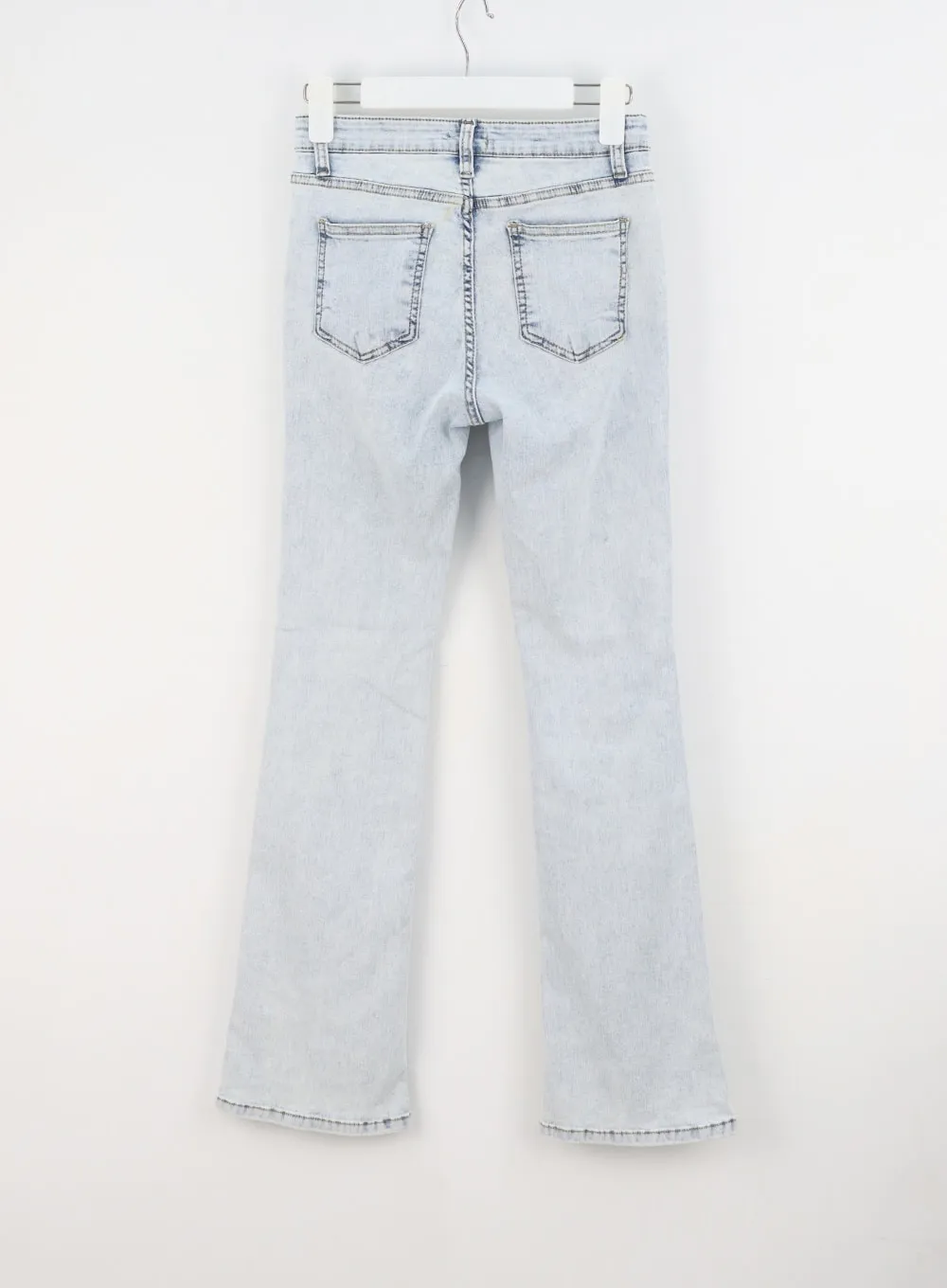 Light Wash Bootcut Jeans CY308