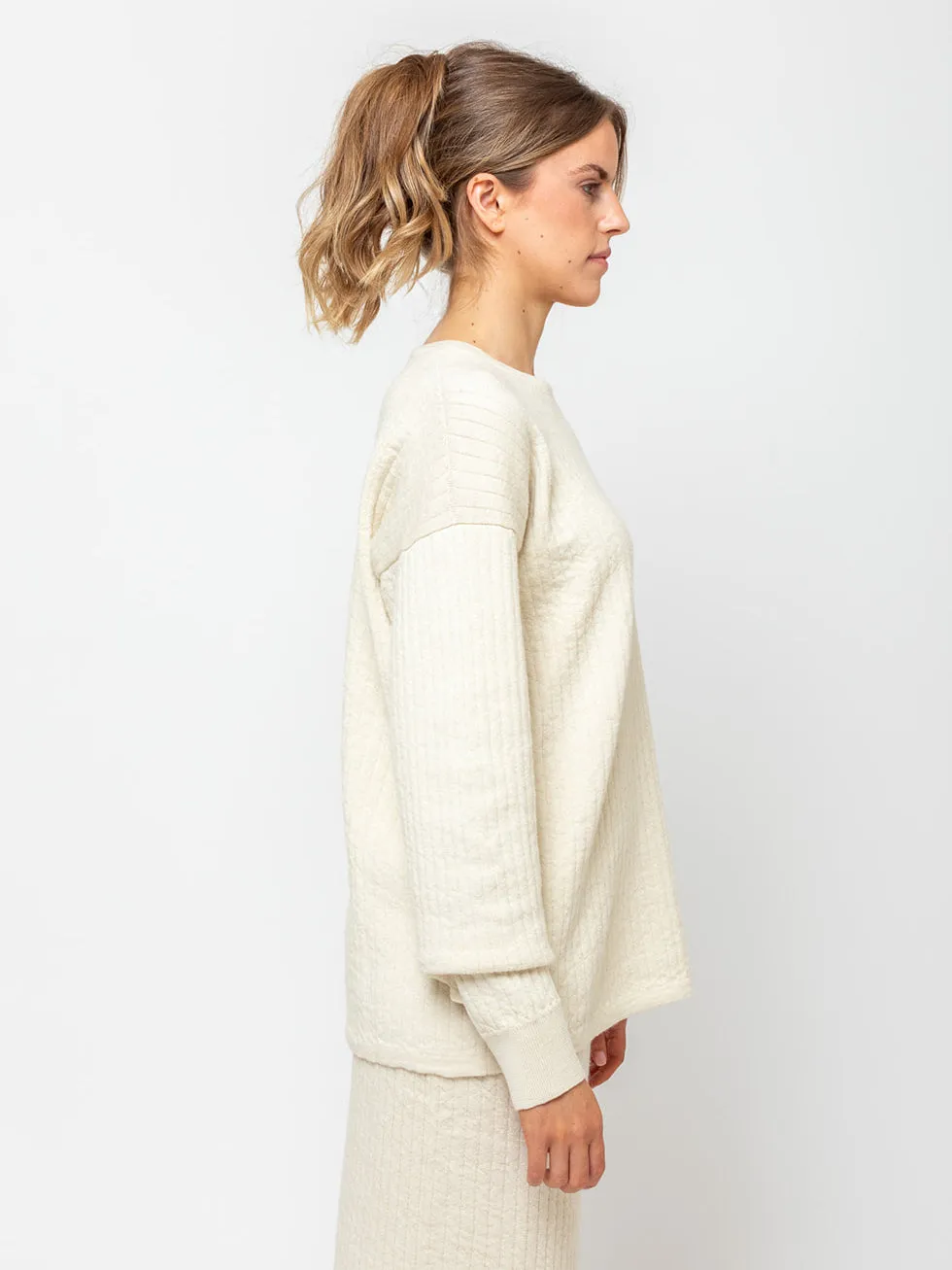 Line Quilt Crew Neck Sweater - Raw White