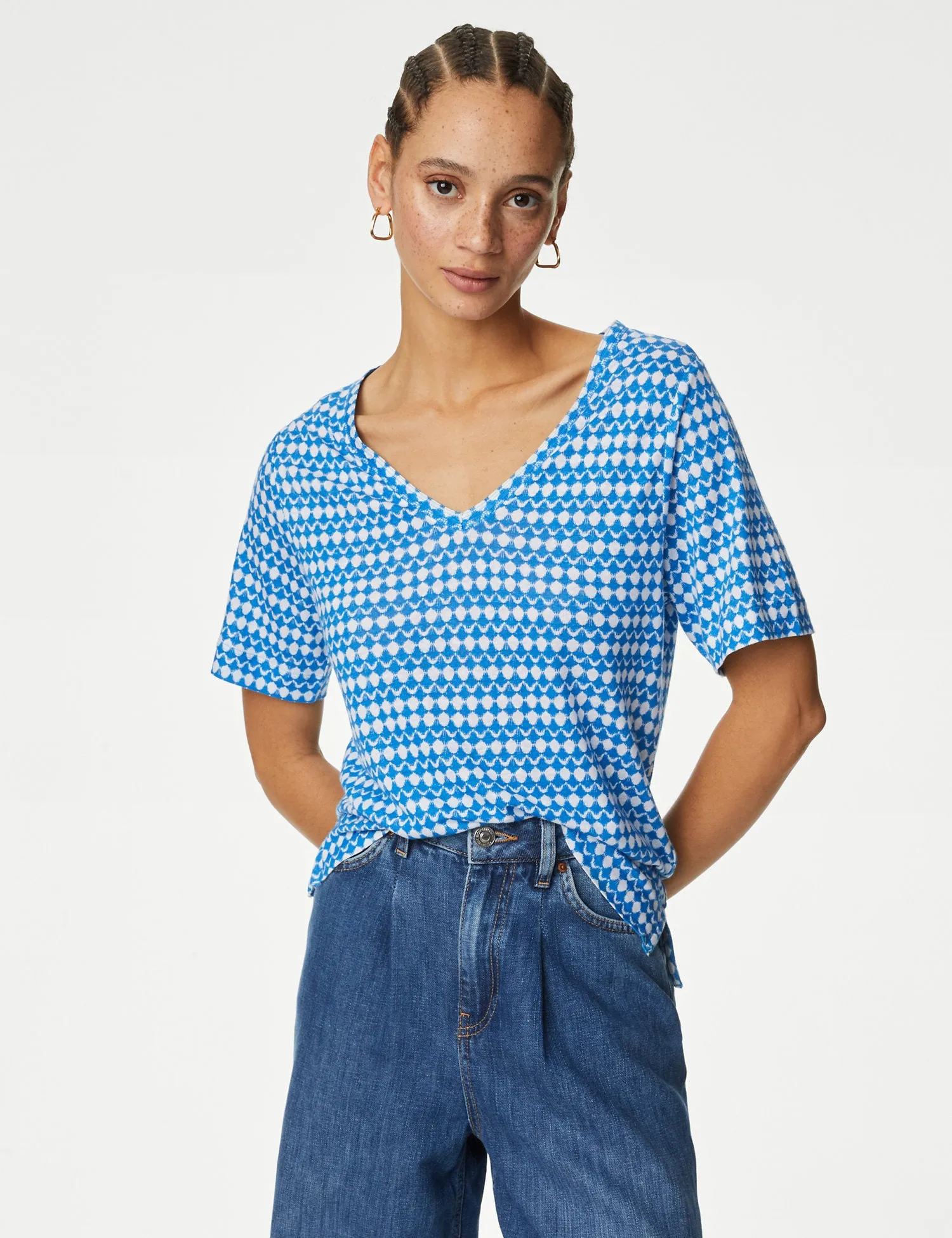 Linen Blend Printed V-Neck Top