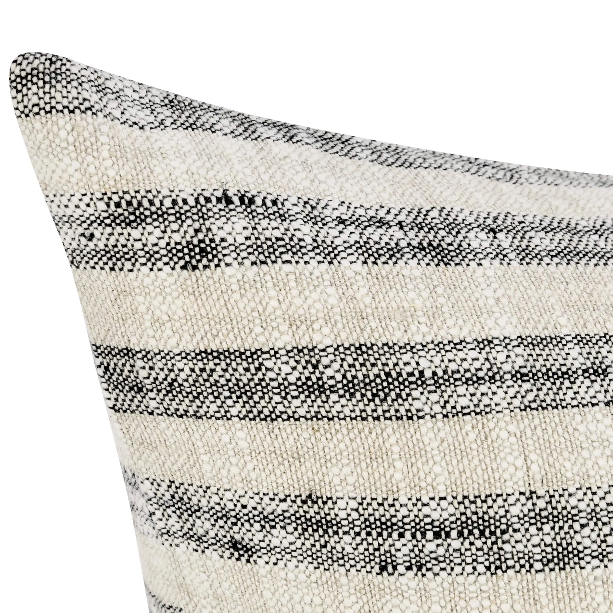 Linna Pillow, Natural/Black