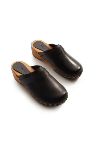 lisa b. Low Heel Leather Clogs - Black