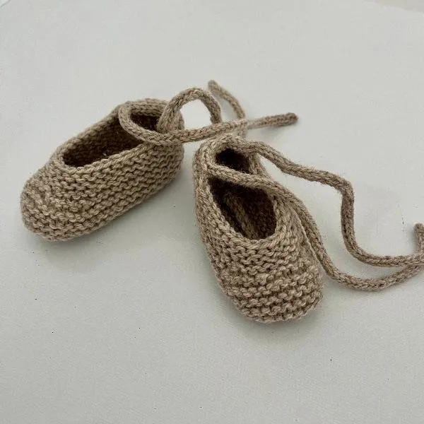 Little Swan Slippers