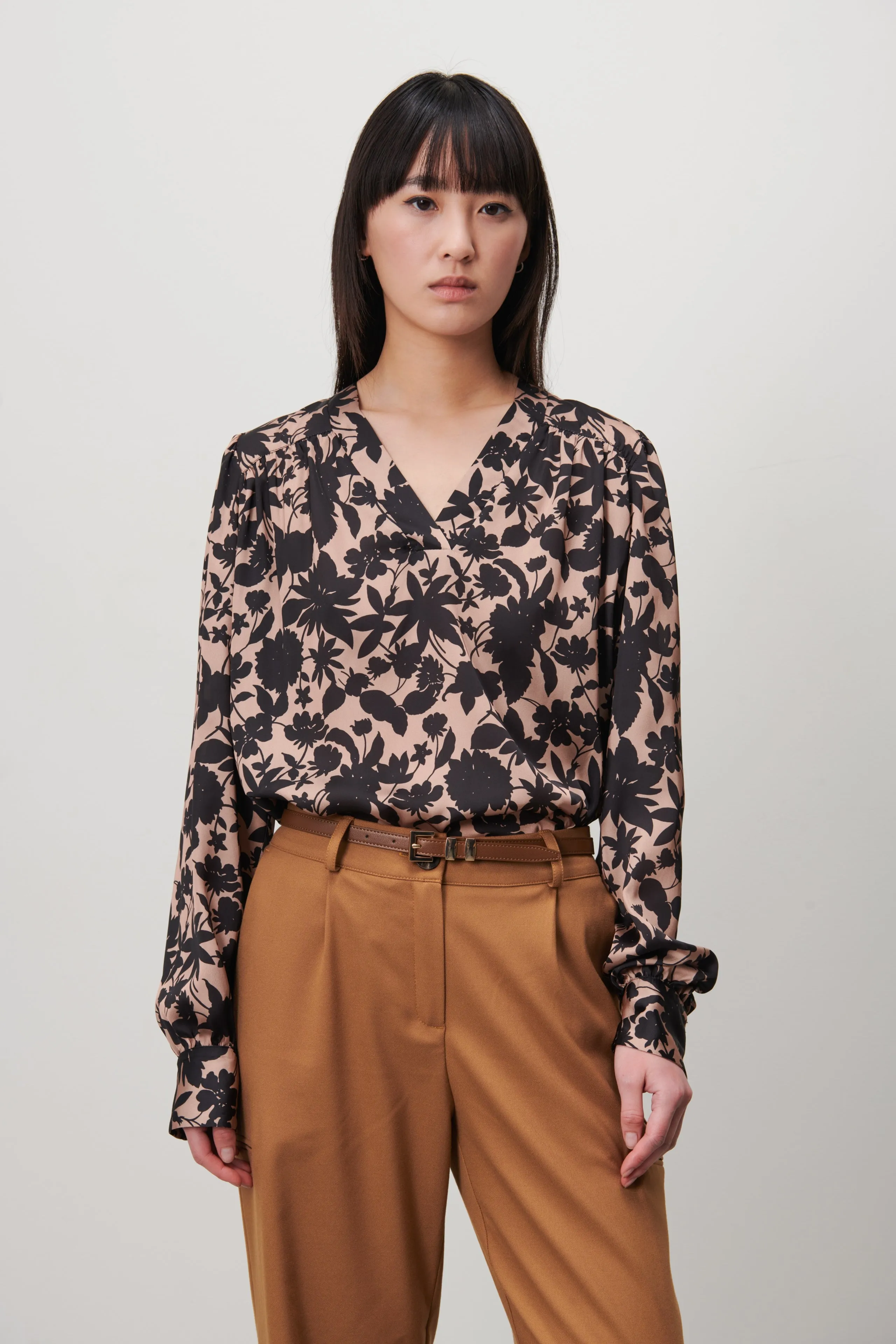 Liza Blouse | Black Beige