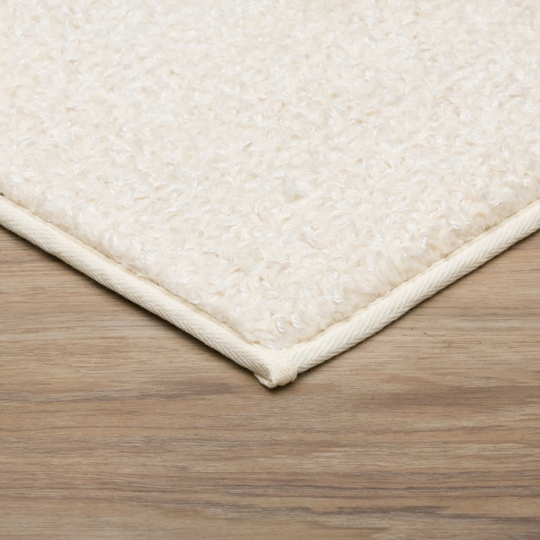 Lodin Hand-Loomed Carpet, Shell