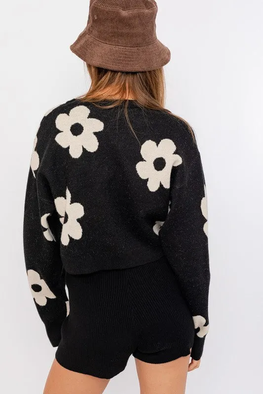 Long Sleeve Crop Sweater with Daisy Pattern