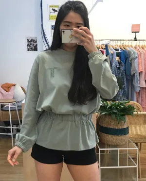 Long sleeve stretchable waist spring cloth 💚