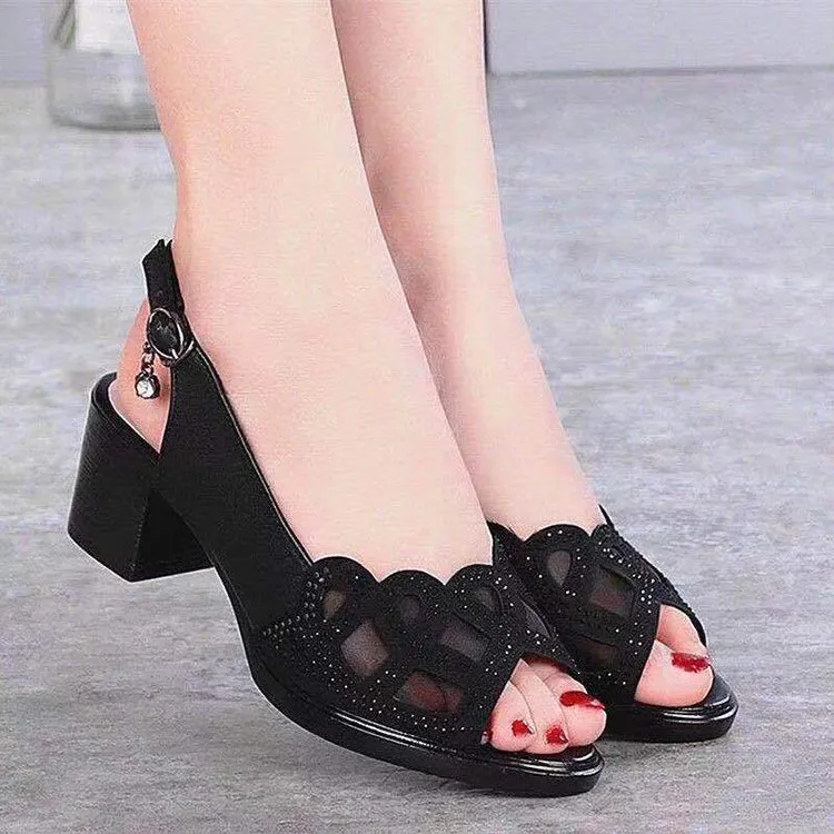 Low Heel Fashionista Sandals