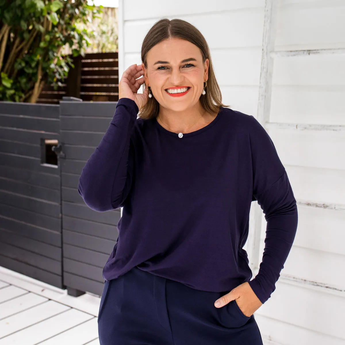 Lucy relaxed crew-neck long sleeve tee - navy