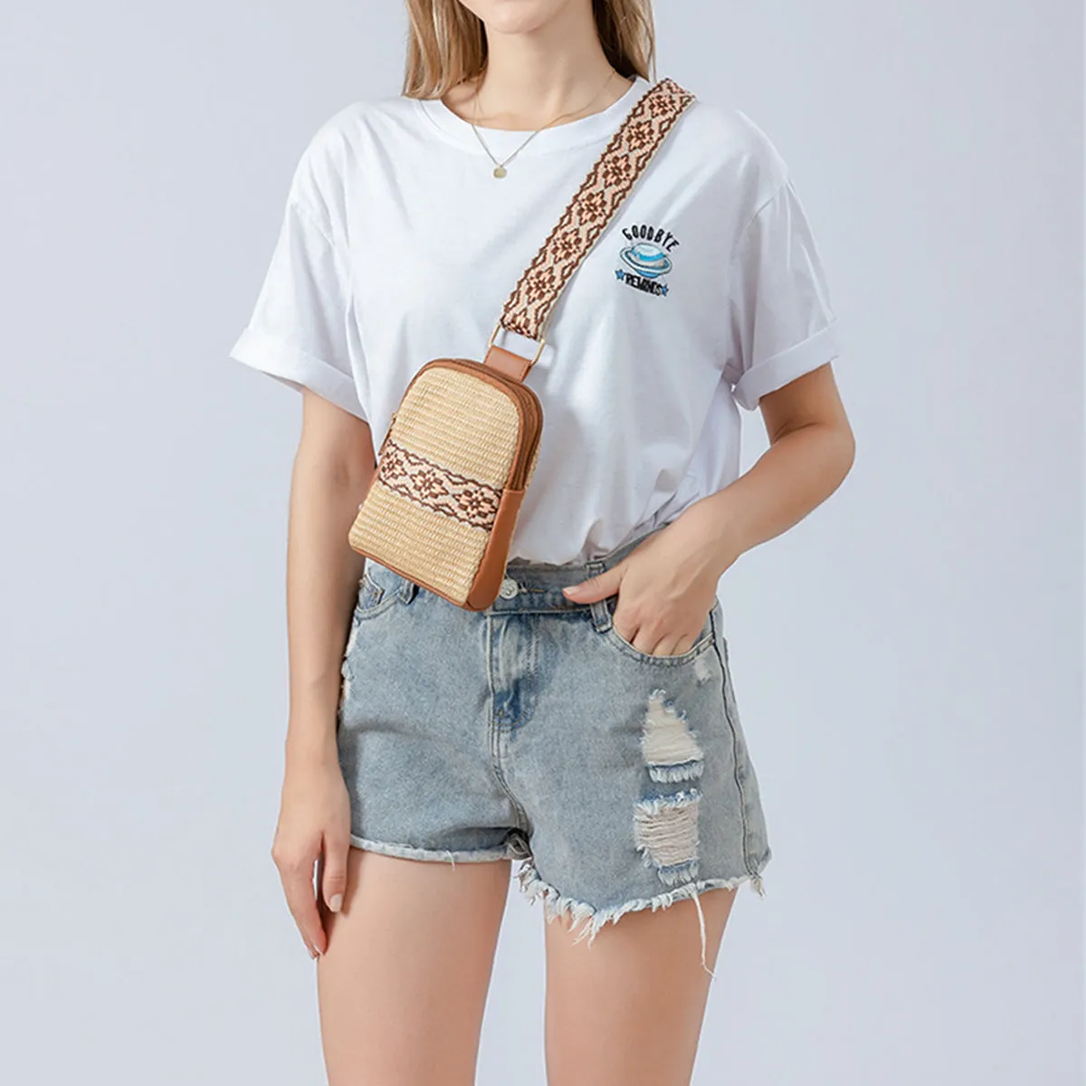 Luna Straw Crossbody