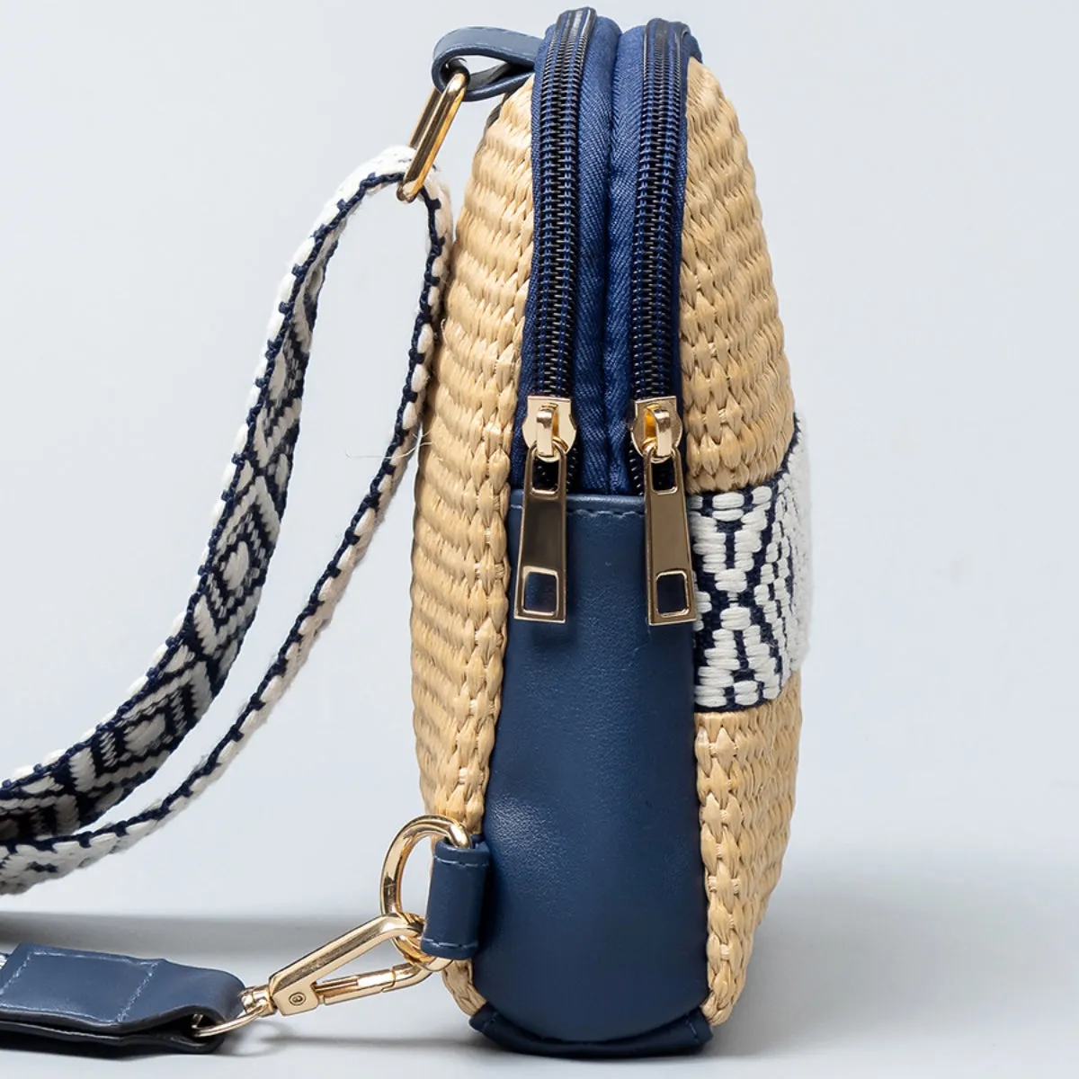 Luna Straw Crossbody