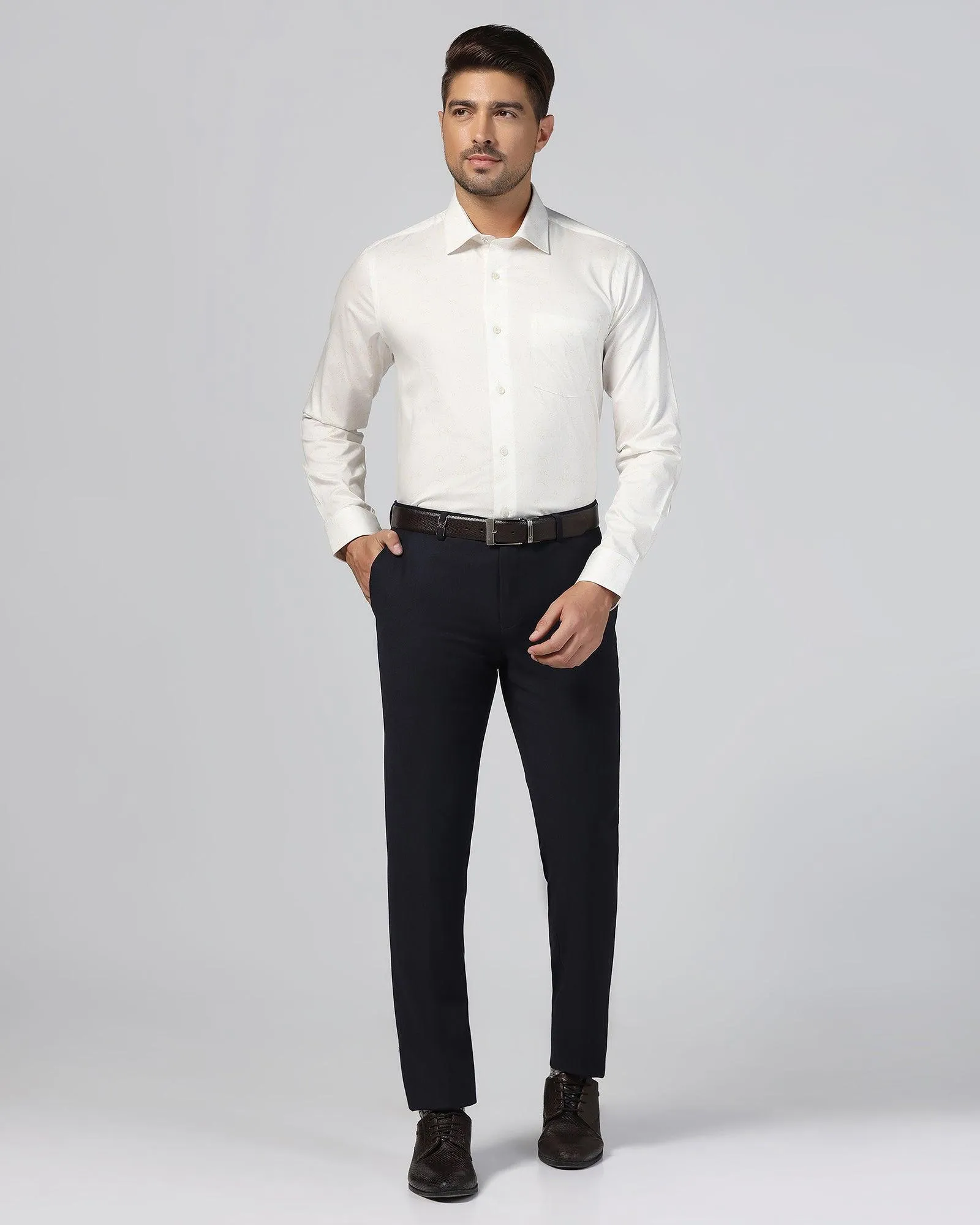 Luxe Slim Comfort B-95 Formal Navy Textured Trouser - Bugati