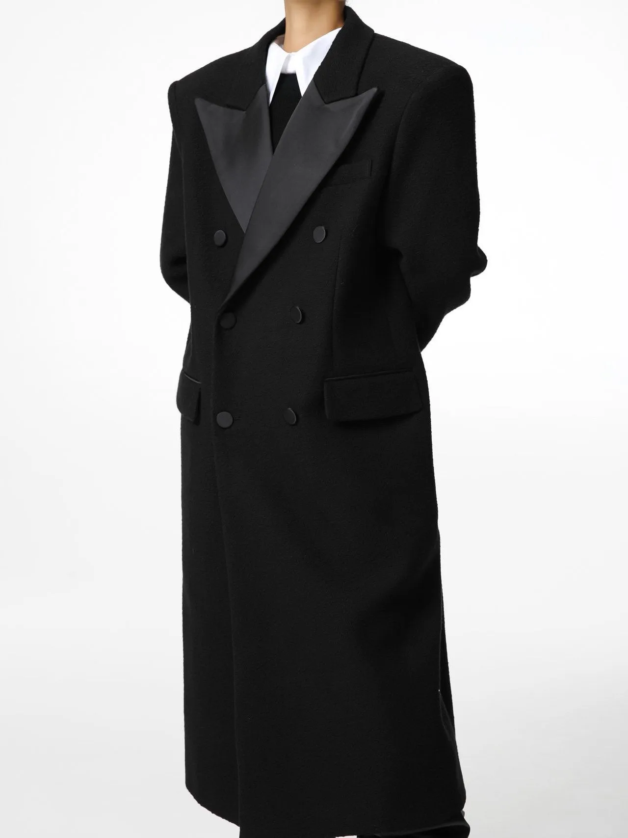 LUXE TUXEDO SATIN PEAKED LAPEL TWEED COAT