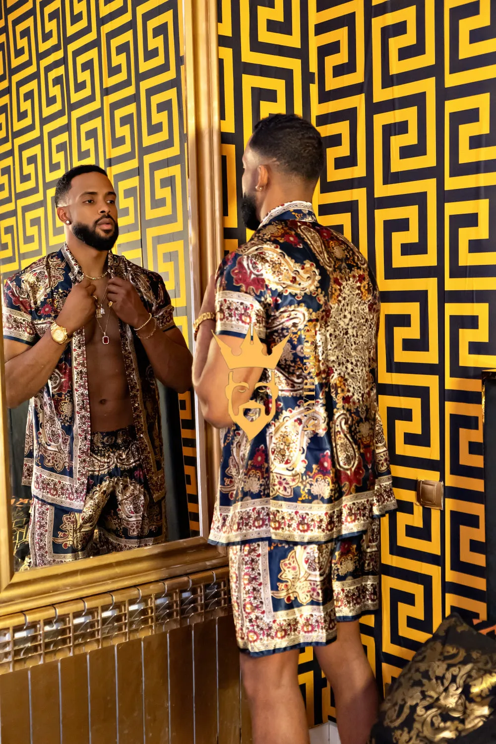 Luxurious Barocco Print Set - The Ultimate Summer Silk Outfit for Mens