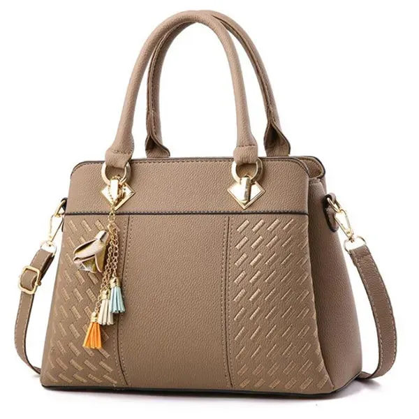 Luxury Handbag Women Crossbody Bag with tassel hanging Large Capacity Female Shoulder Bags