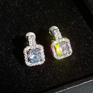 Luxury Jewelry Classic Square Stud Earrings for Women with Zircon in Silver Color