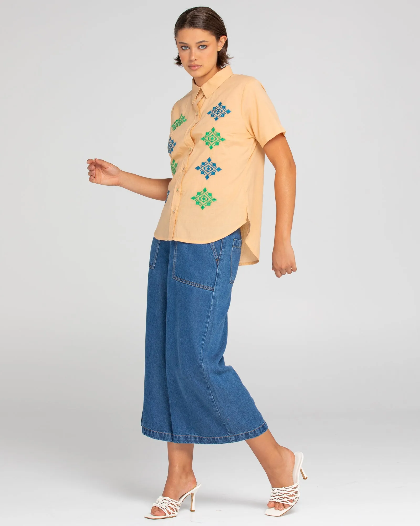 Maia Embroidered Shirt - Natural