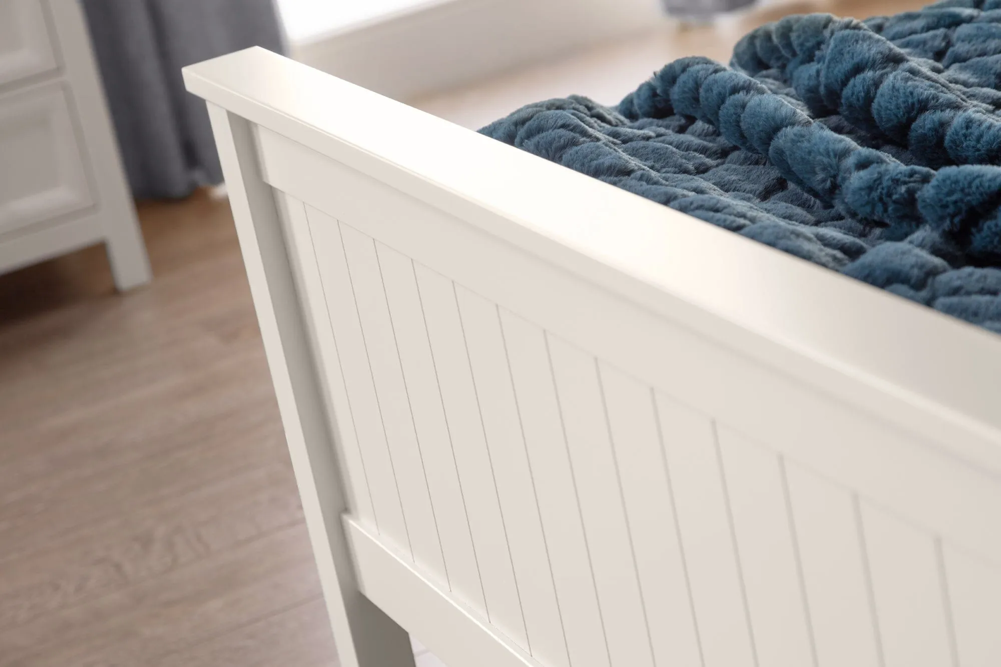 Maine 150Cm Bed Frame - Surf White