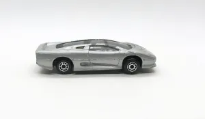 Maisto Silver Jaguar XJ220