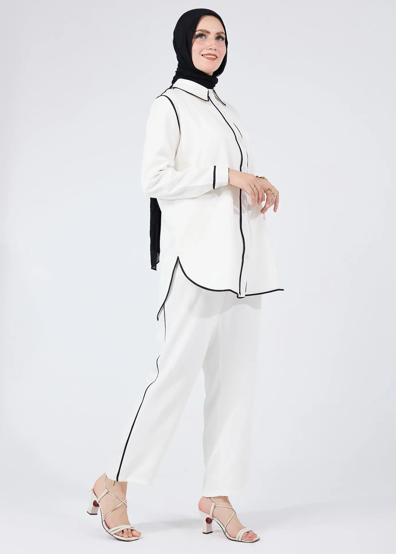 Majida Elegant Black-Piped White Modest Tunic with Matching Trousers