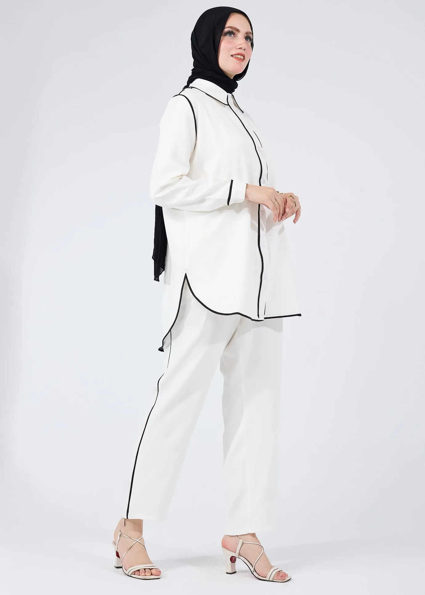 Majida Elegant Black-Piped White Modest Tunic with Matching Trousers