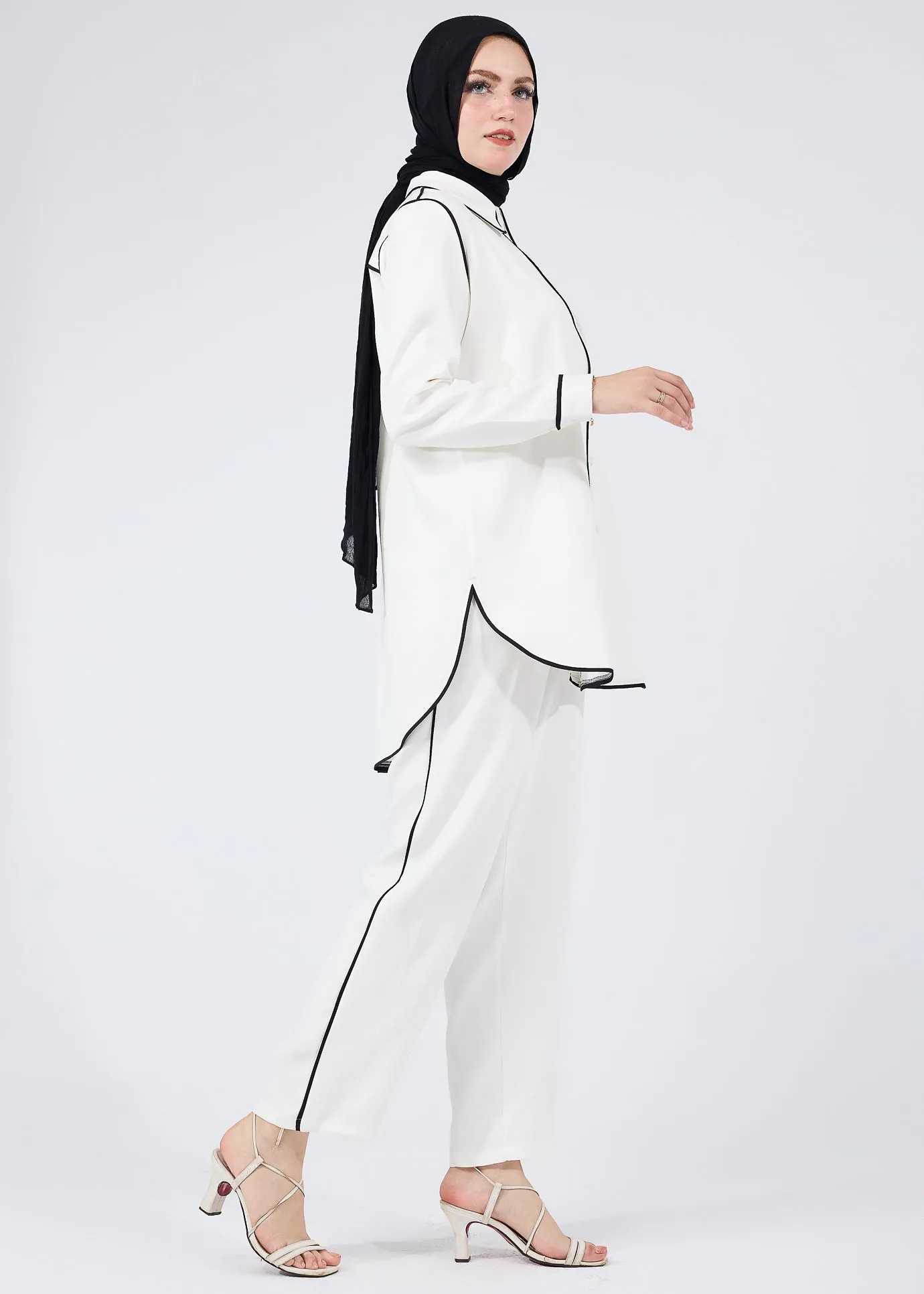 Majida Elegant Black-Piped White Modest Tunic with Matching Trousers