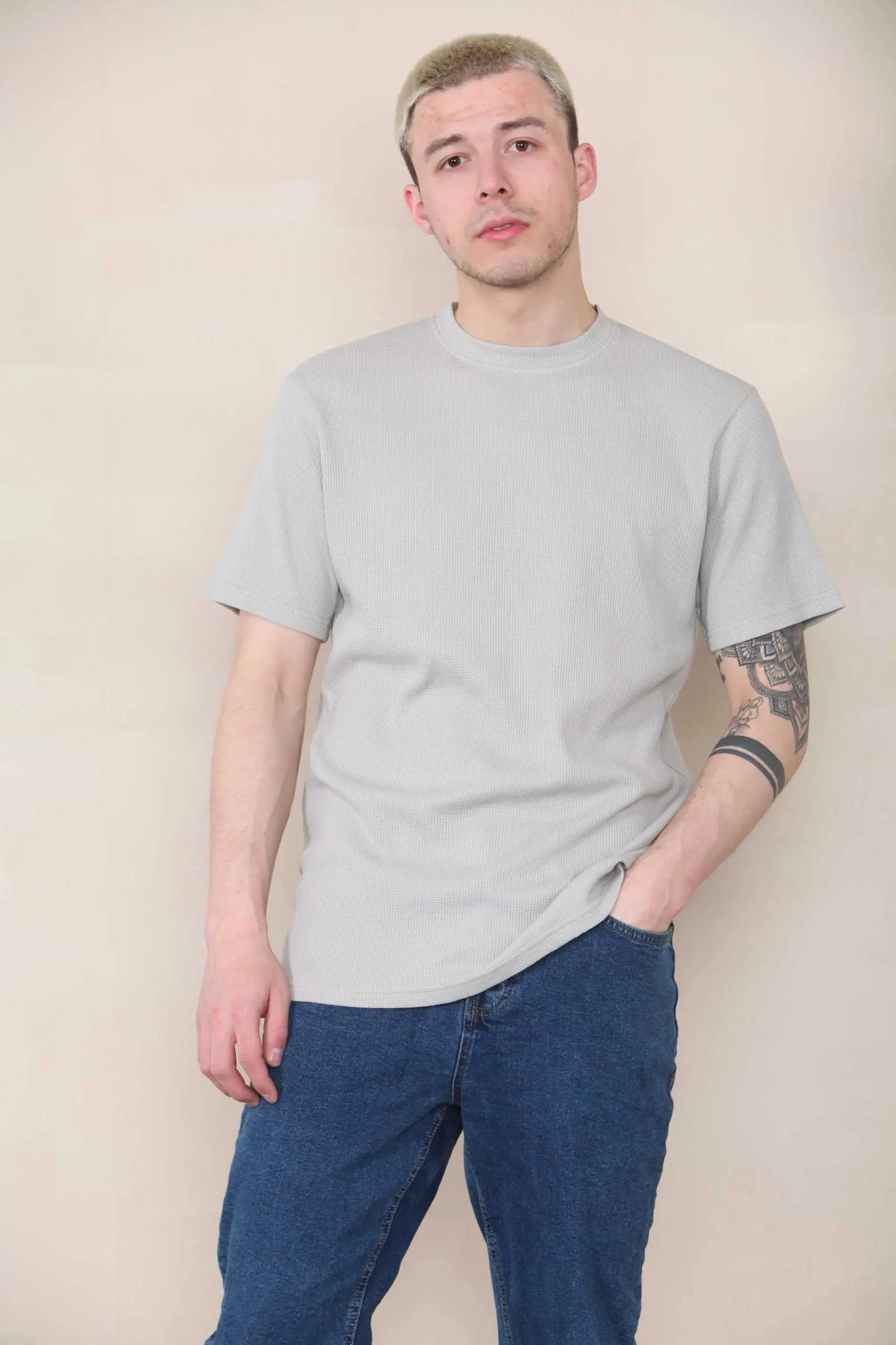 Man Slim Fit Waffle Crew Neck T-Shirt