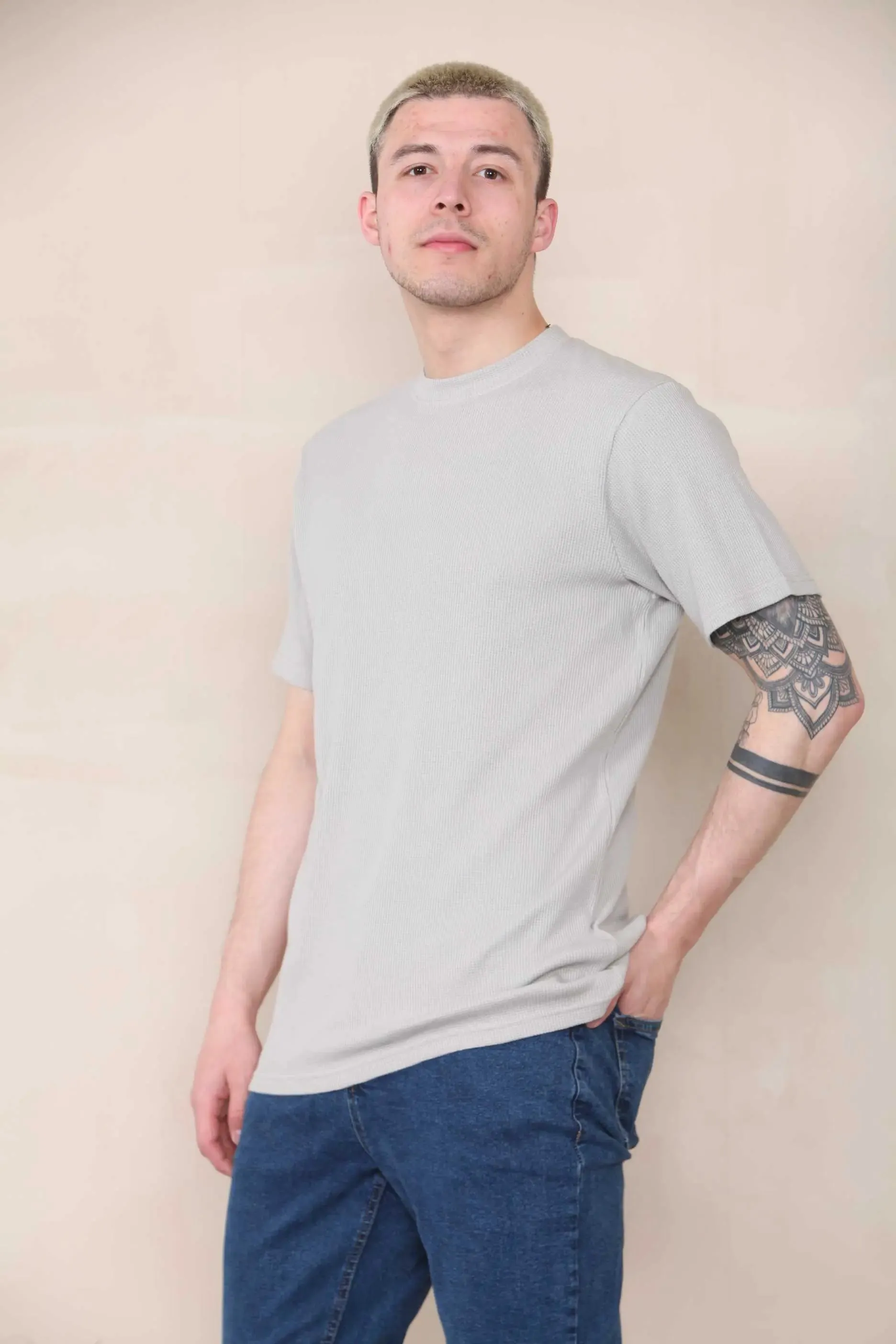 Man Slim Fit Waffle Crew Neck T-Shirt