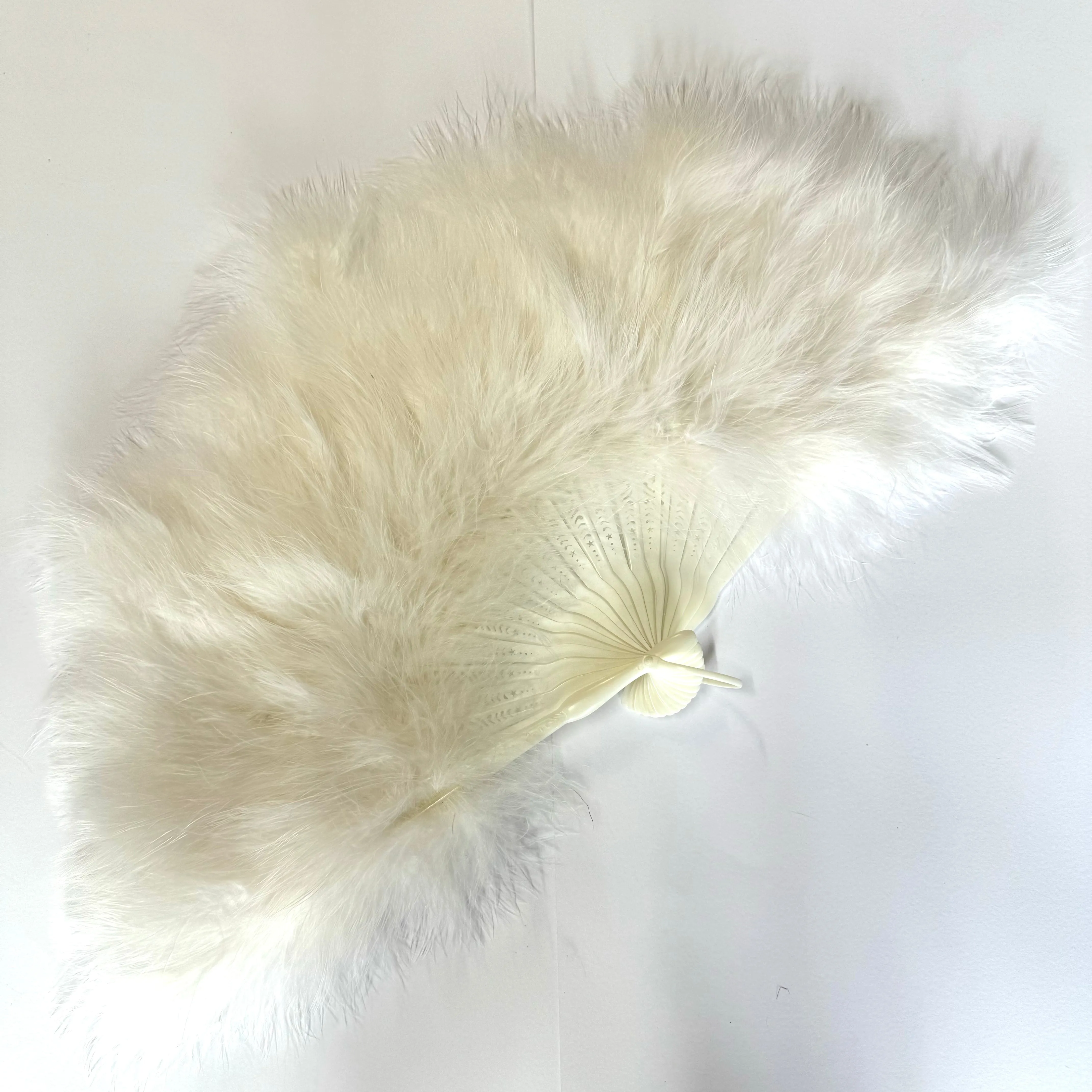 Marabou Large Deluxe Dainty Feather Fan - Style 2