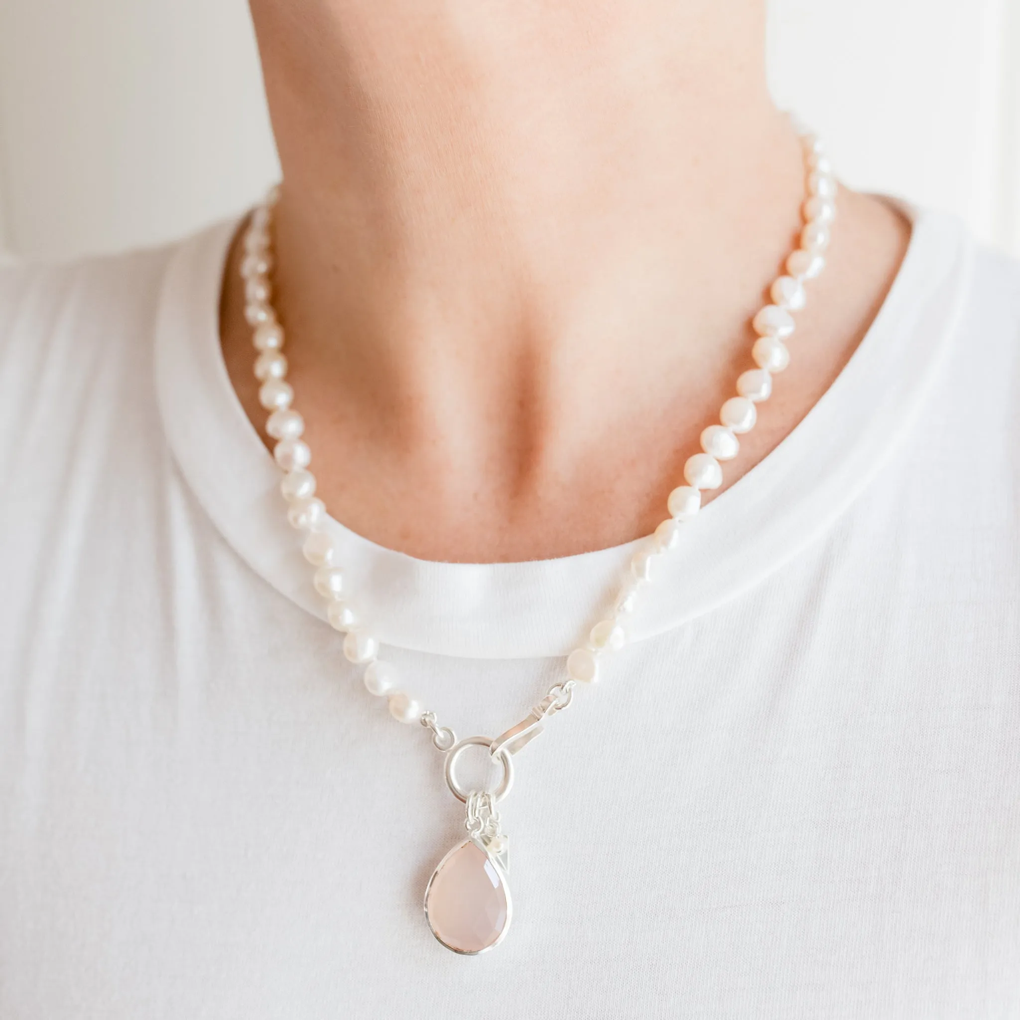 Margaret Pearl Necklace | Freshwater Pearls with Radiant Chalcedony Pendant | By Pearly Girls