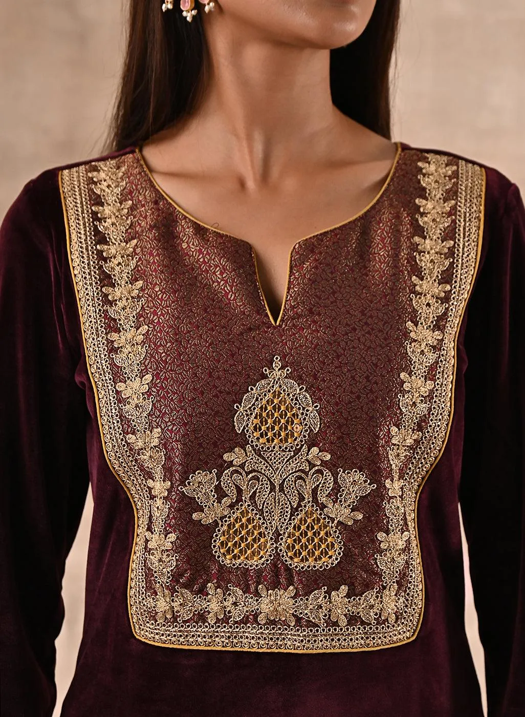 Maroon Velvet Kurta Set With Heavy Front Yoke Zari Embroidery