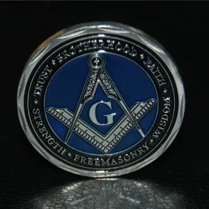 Master Mason Blue Lodge Coin - Pillars & Masonic Tools Design