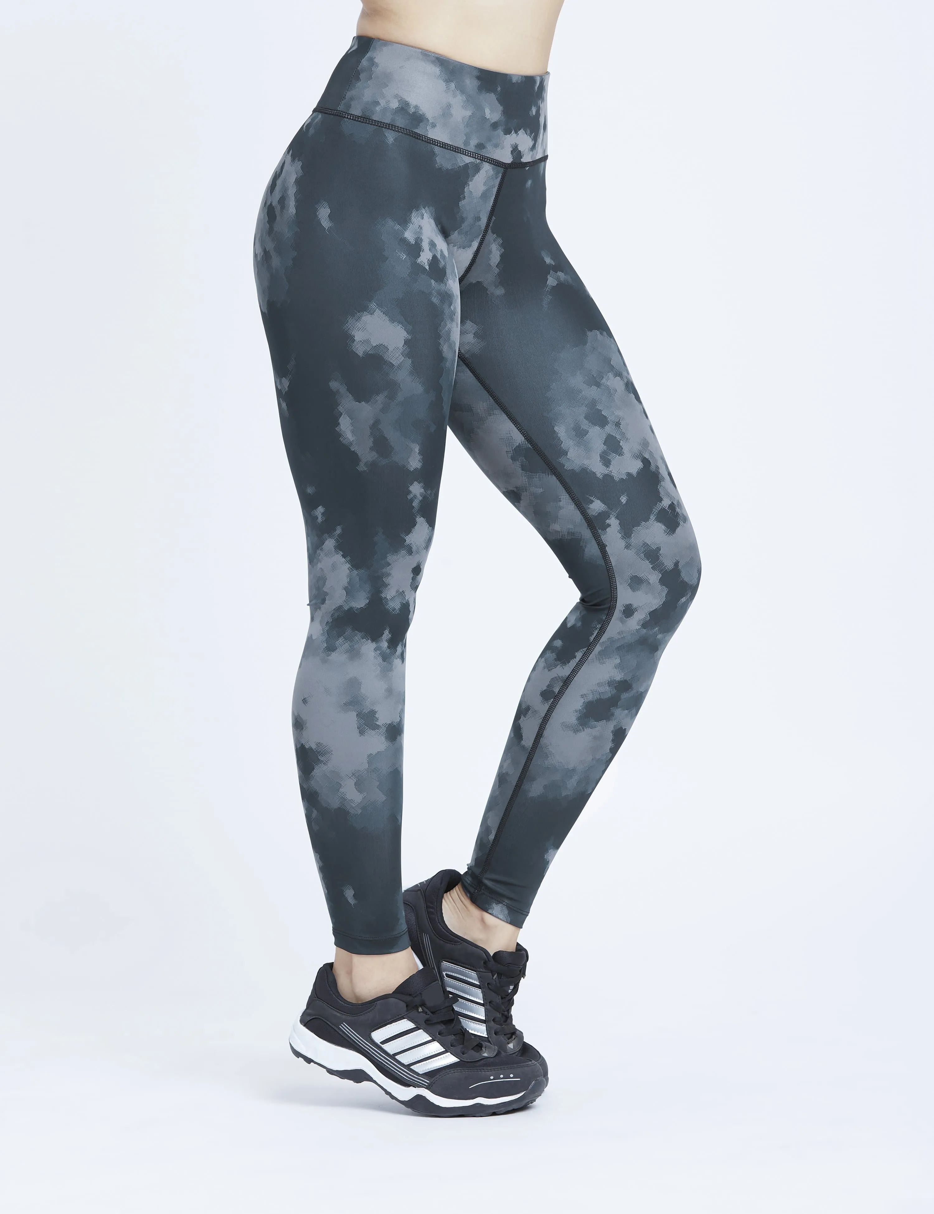 Maxtreme Sketch Effect Printed Full Length Leggings