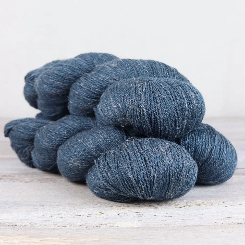 Meadow Light Fingering | The Fibre Co.