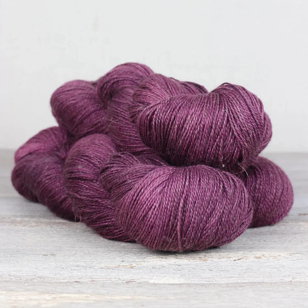 Meadow Light Fingering | The Fibre Co.