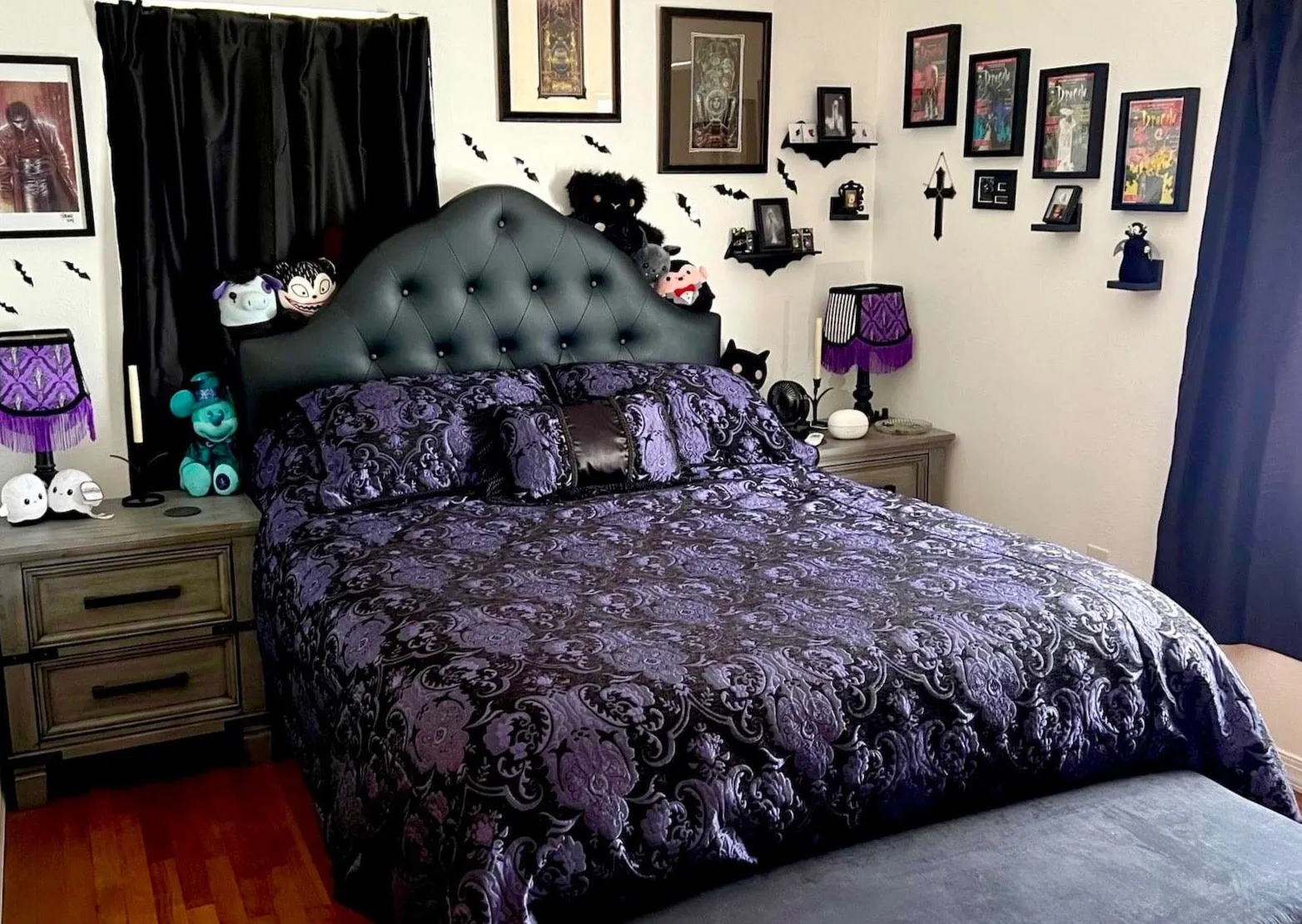 MEDIEVAL TAPESTRY DUVET AND PILLOW SET  - PURPLE/BLACK TAPESTRY - KING SIZE