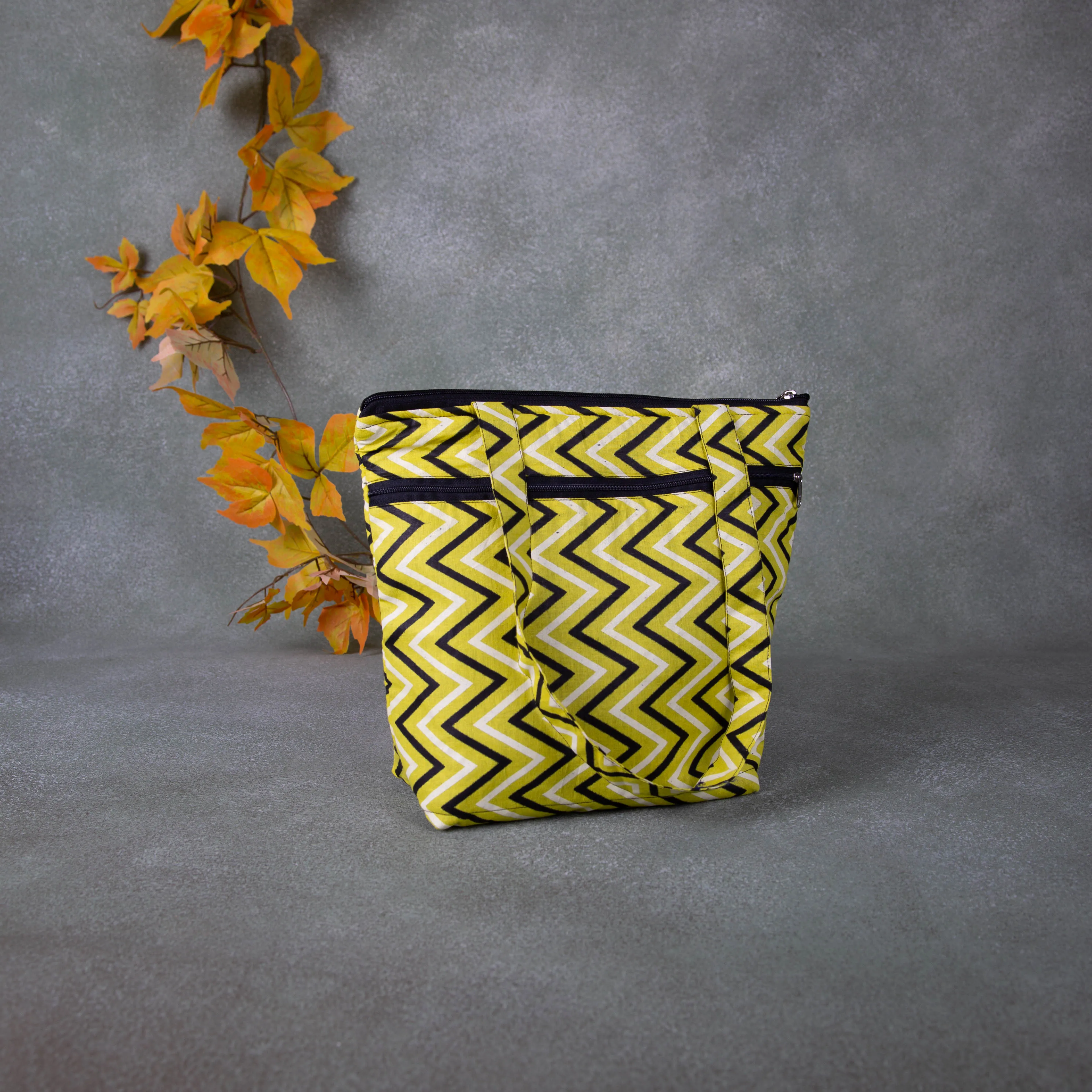 Medium Size Handbag Yellow with Black Zig ZAg Design.