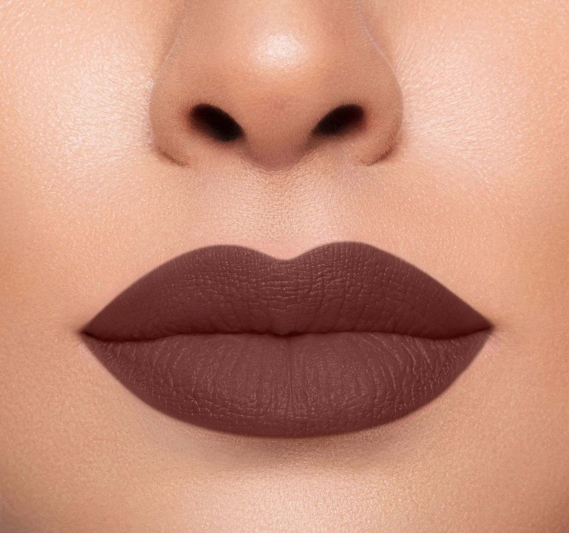 MEGA MATTE LIPSTICK - GOOSEBUMPS